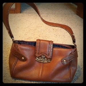 Cute tan purse!
