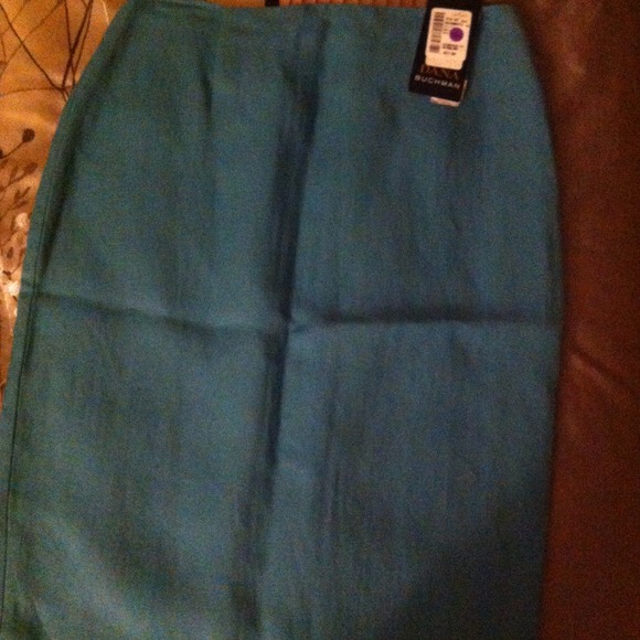 Dana Buchman skirt. Brand new with tags!