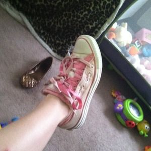 Cute pink converse