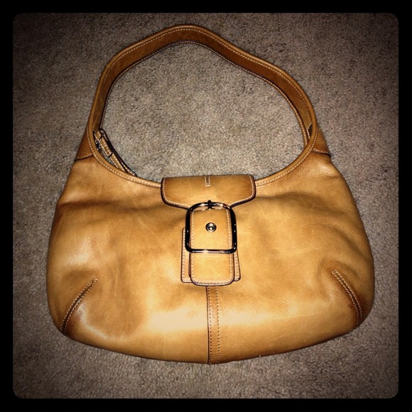 ❌SOLD❌ PRICE LOWERED!!!   Authentic Coach purse