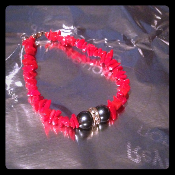 Bracelet with unique stones - Picture 1 of 1