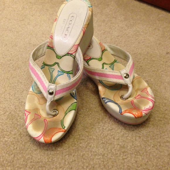 ⬇REDUCED⬇Coach Wedges