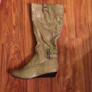 New gray wedge boots