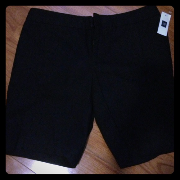 GAP boyfriend shorts.