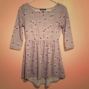 Quarter sleeve & seafoam top