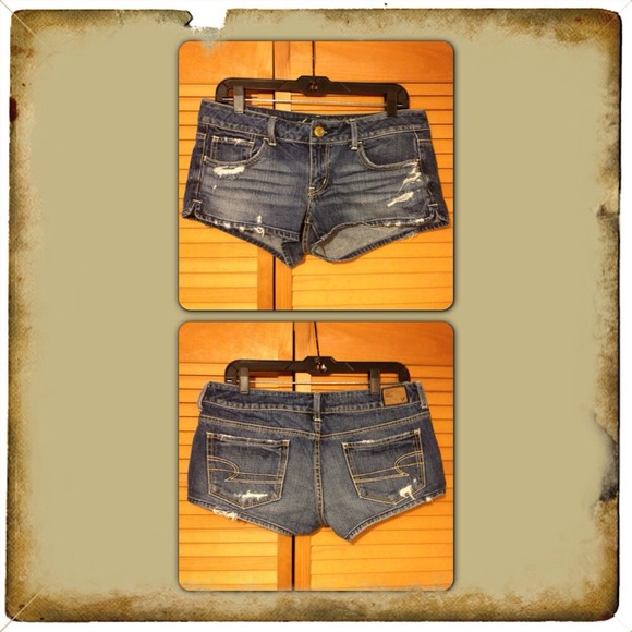 American Eagle Destroyed Denim Shortie