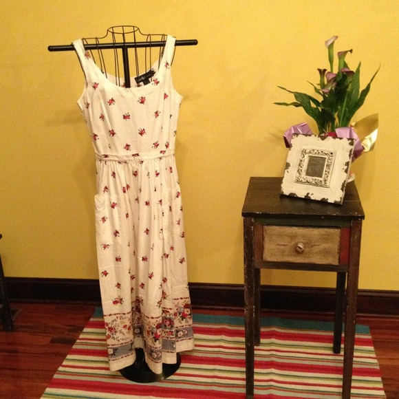 HOLD!!!!!  Bundle of five dresses for cdchanley!!