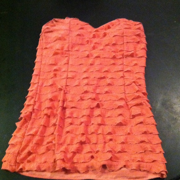 Strapless coral ruffle shirt