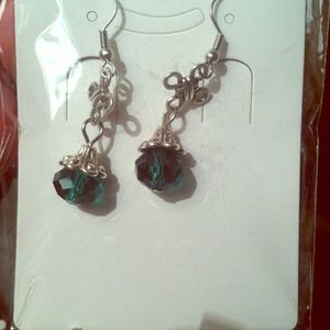 Tibetan Style Earrings with Green Beads