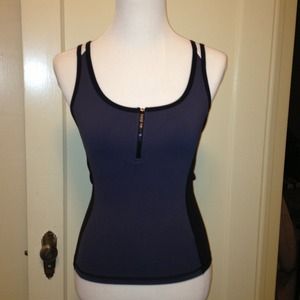 Bebe sport zipper tank Size M