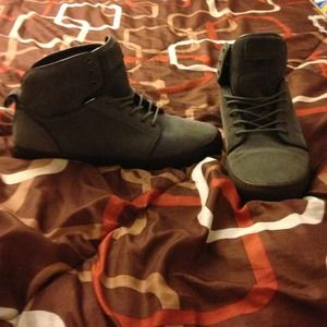 Vans OTW new condition!!