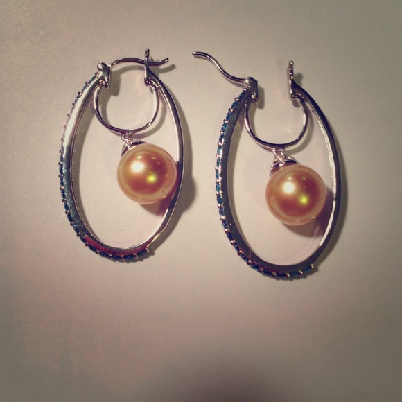 Tahitian pearl earrings