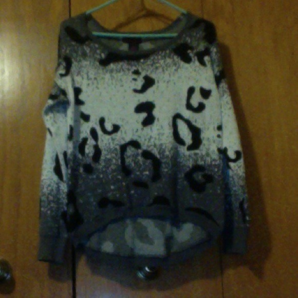Leopard high low sweater