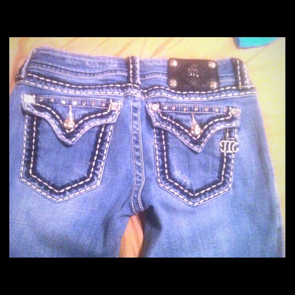 🌟PRICE REDUCED🌟Miss Me Capris