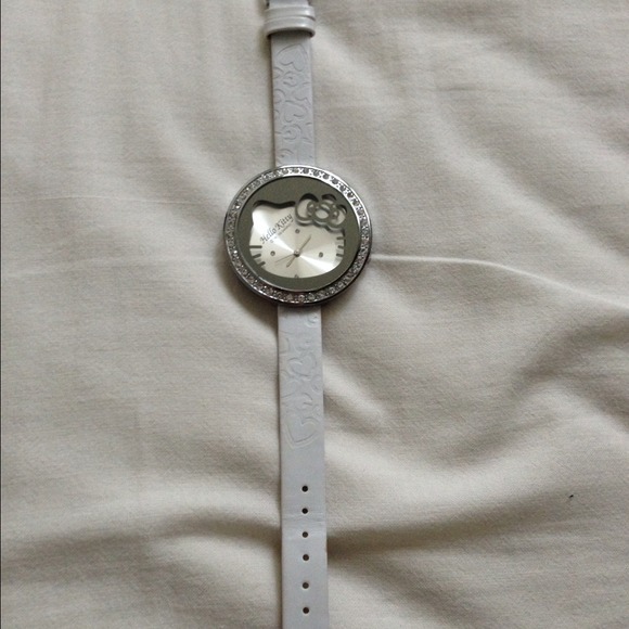 Hello kitty watch with white band
