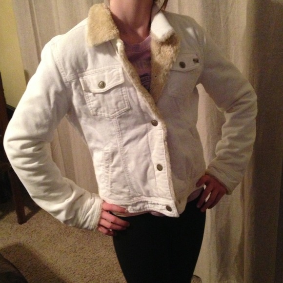 Roxy jacket with fuzz