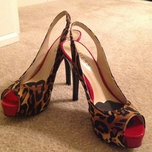 GUESS Leopard/ Red Peep Toe Stiletto Pumps