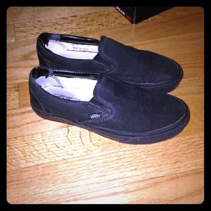Vans black Classic Slip on