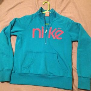 **TRADED**Blue and pink Nike sweater