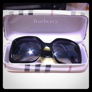 😎😎 Reserved for @stevimarie 😎😎