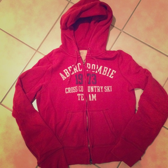**SOLD**Vintage A&F zip up hoodie, large