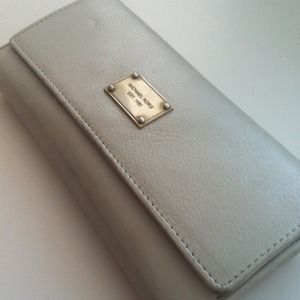 Michael Kors wallet for women