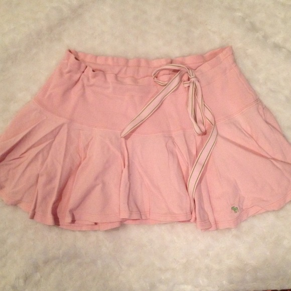 **SOLD**A&F drawstring skirt with green details