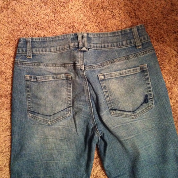 Sold - Picture 3 of 3