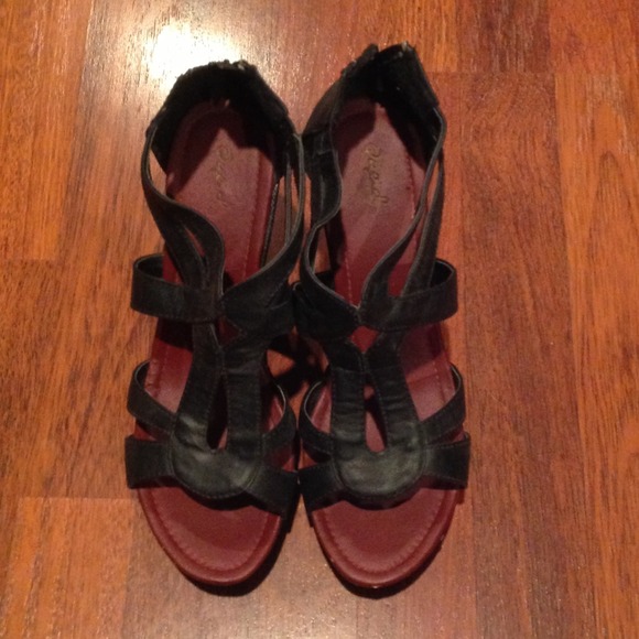SOLD-Qupid black wedges worn only 2x