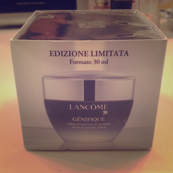 RESERVED NEW Lancôme Genefique