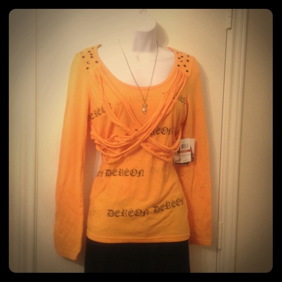 ♦Sold!!! Dereon Top