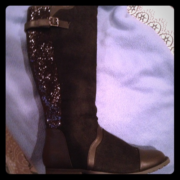Black riding boots