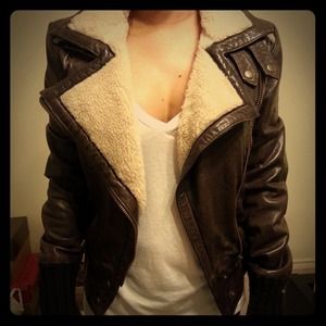 Aviator leather jacket with fur