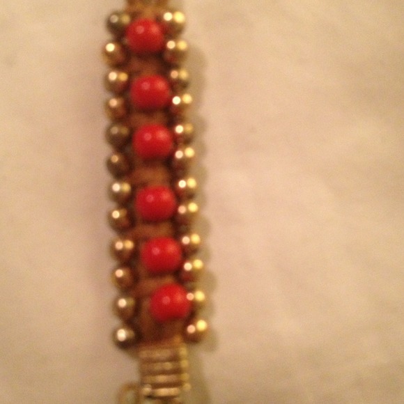 Feather beaded earrings - Picture 3 of 3