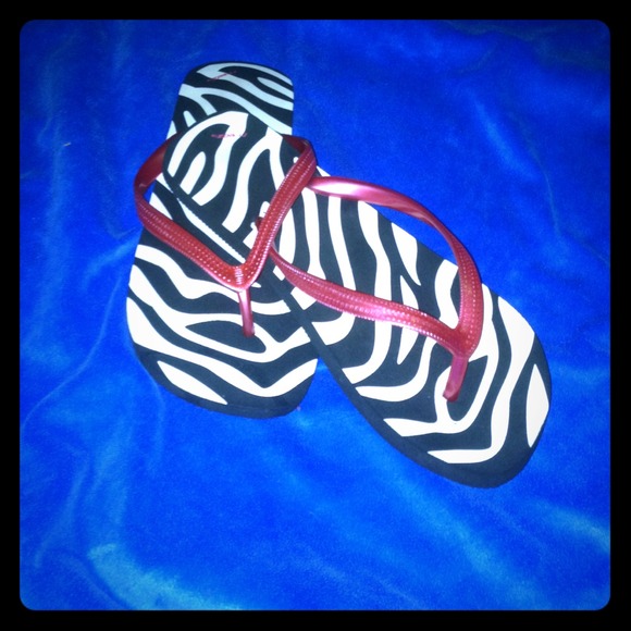 Shoes - Flip flops