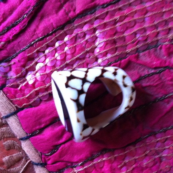 Sold-Bundled - Picture 4 of 4