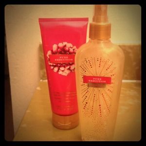 Victoria's Secret hand&body cream / shimmer mist