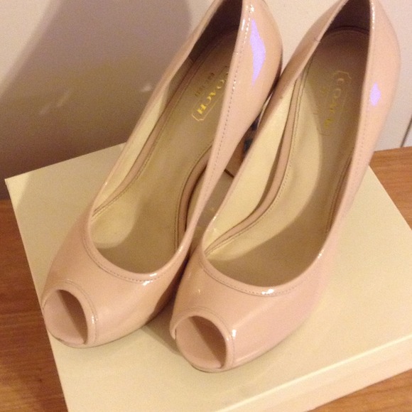 ❗❗reduced❗❗Coach Brana patent leather heel - Picture 4 of 4