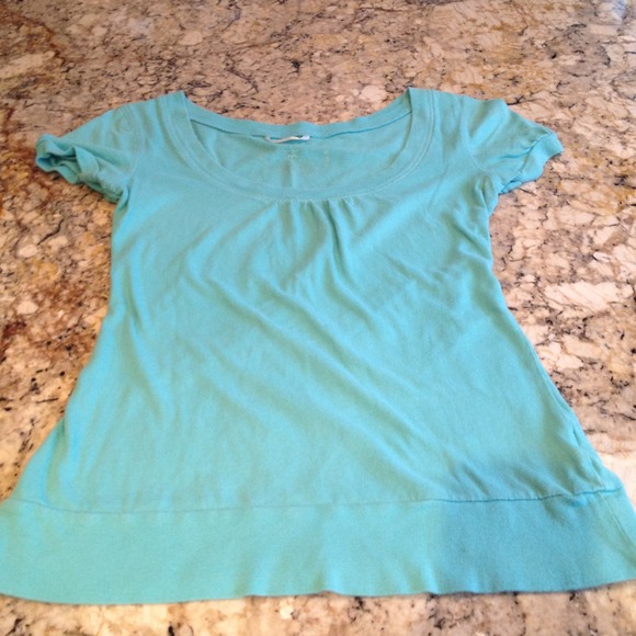 DONATED ***REDUCED*** ENERGIE size M t-shirt - Picture 1 of 4