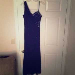 Gorgeous one shoulder navy evening dress