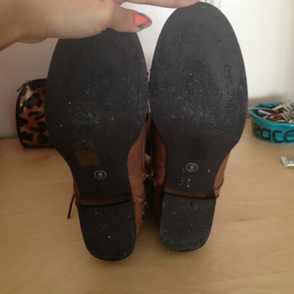 🚫Sold🚫Studded brown boots - Picture 4 of 4