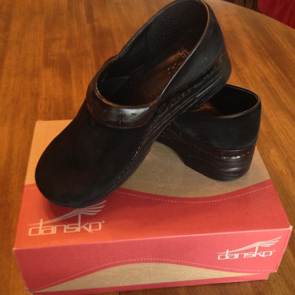 Black suede dansko gently worn  reduced to $30