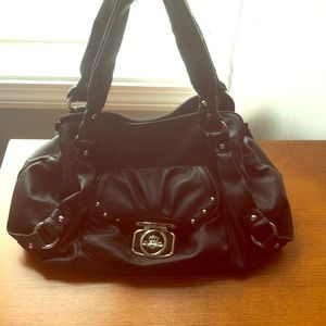 Black Kathy van Zealand purse!