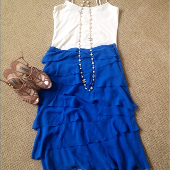 NWT BCBG blue chiffon ruffle skirt - Picture 4 of 4