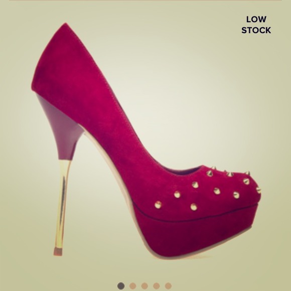 📌SOLD-Sexy stiletto deep red platform heels