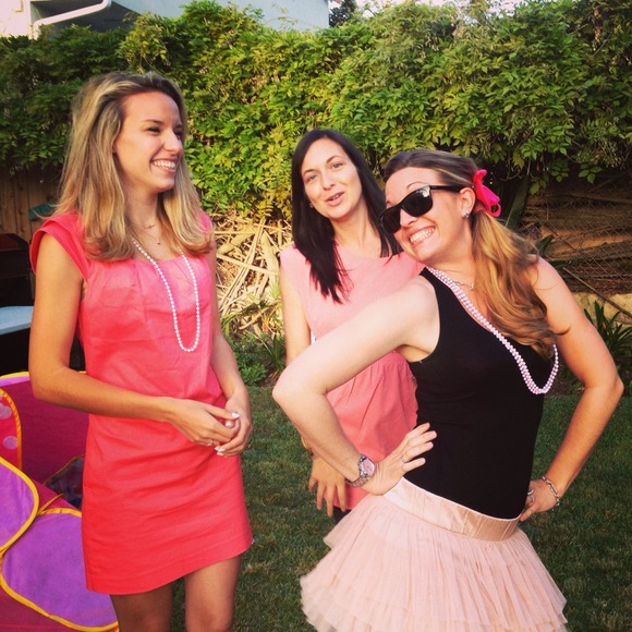 Shop 3 closets 🎀 I am the girl w/ the dark hair. - Picture 2 of 3