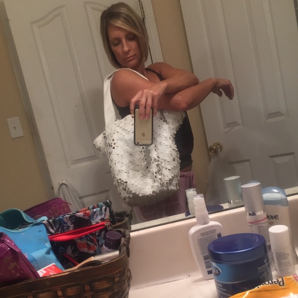 Purse - Picture 4 of 4