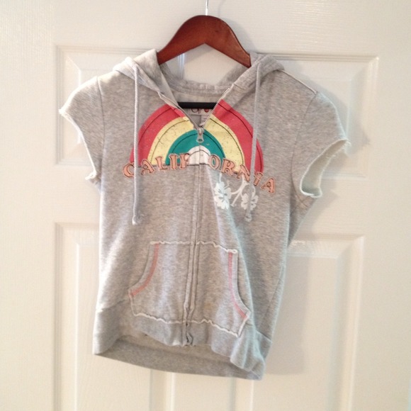 ❌❌SOLD❌❌ Cute Summer Short Sleeve Hoodie
