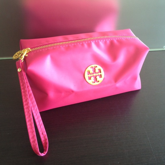 Sold out!! Tory burch Cosmetic bag