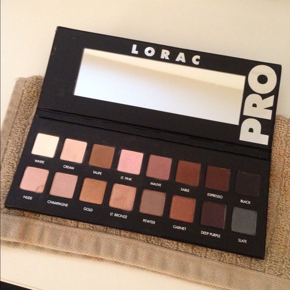 🎀Sold🎀 LORAC Pro Pallette